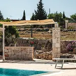 Helloapulia Trulli Flora - Charming Trulli With Private Pool And Garden