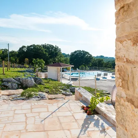 Villa Helloapulia Trulli Flora - Charming Trulli With Private Pool And Garden Noci