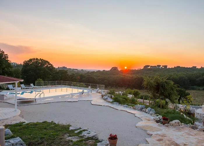 فيلة Helloapulia Trulli Flora - Charming Trulli With Private Pool And Garden نوتشي