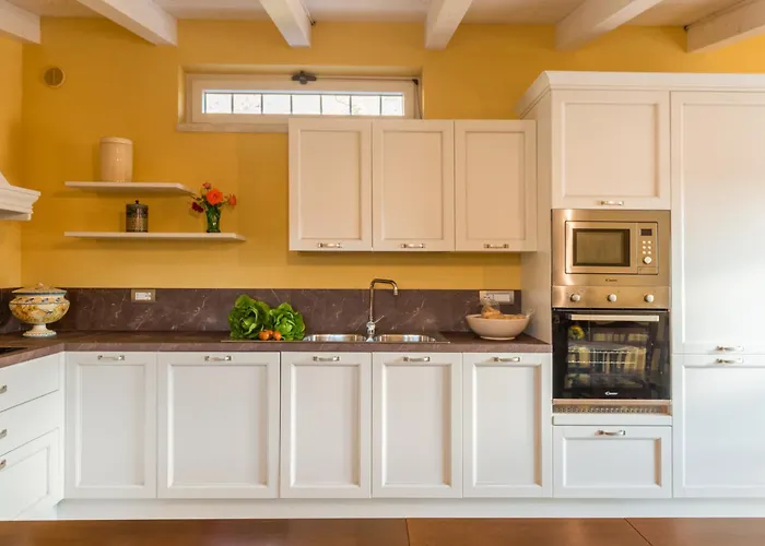 فيلة Helloapulia Trulli Flora - Charming Trulli With Private Pool And Garden *