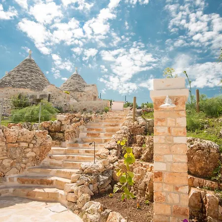 Villa Helloapulia Trulli Flora - Charming Trulli With Private Pool And Garden *