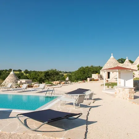 Helloapulia Trulli Flora - Charming Trulli With Private Pool And Garden Villa *
