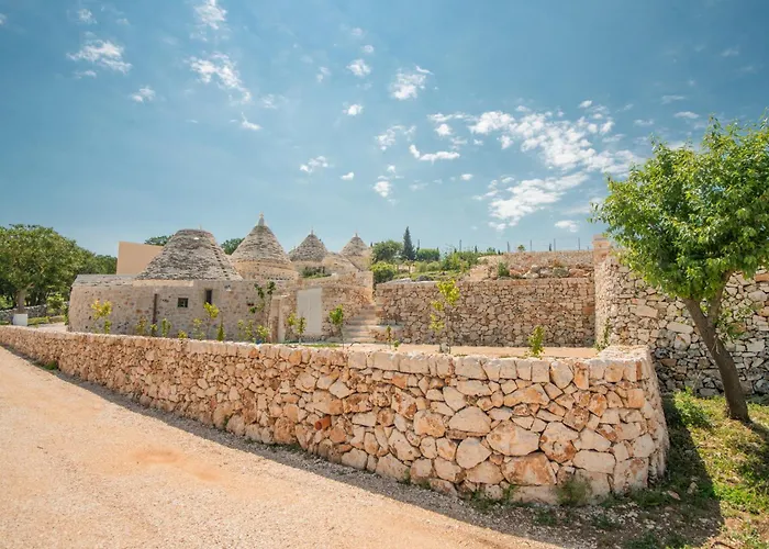 Villa Helloapulia Trulli Flora - Charming Trulli With Private Pool And Garden *