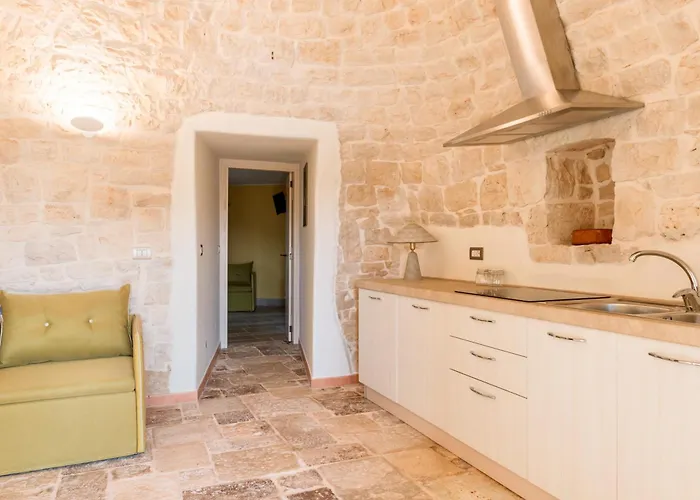 Helloapulia Trulli Flora - Charming Trulli With Private Pool And Garden Villa *