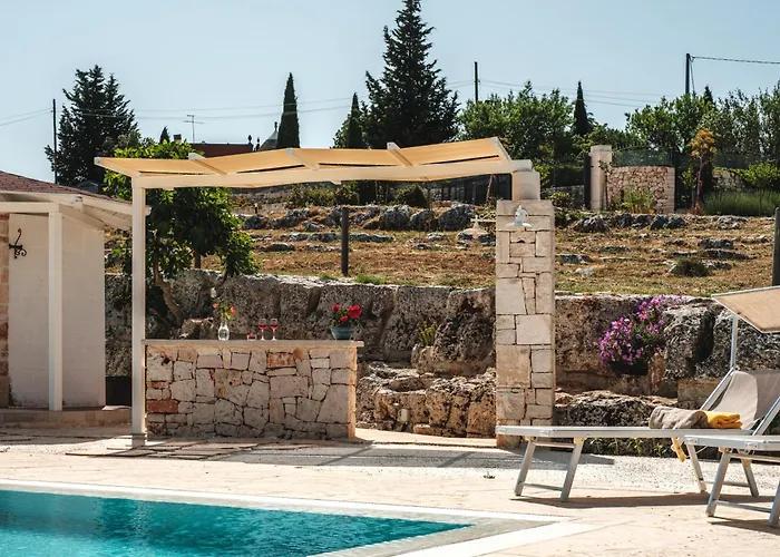 Helloapulia Trulli Flora - Charming Trulli With Private Pool And Garden